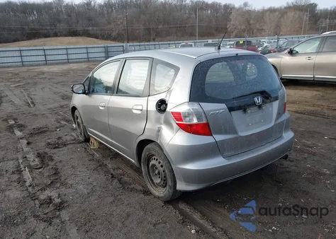 2010 Honda Fit z USA, uszkodzony, nr VIN JHMGE8G23AC006525